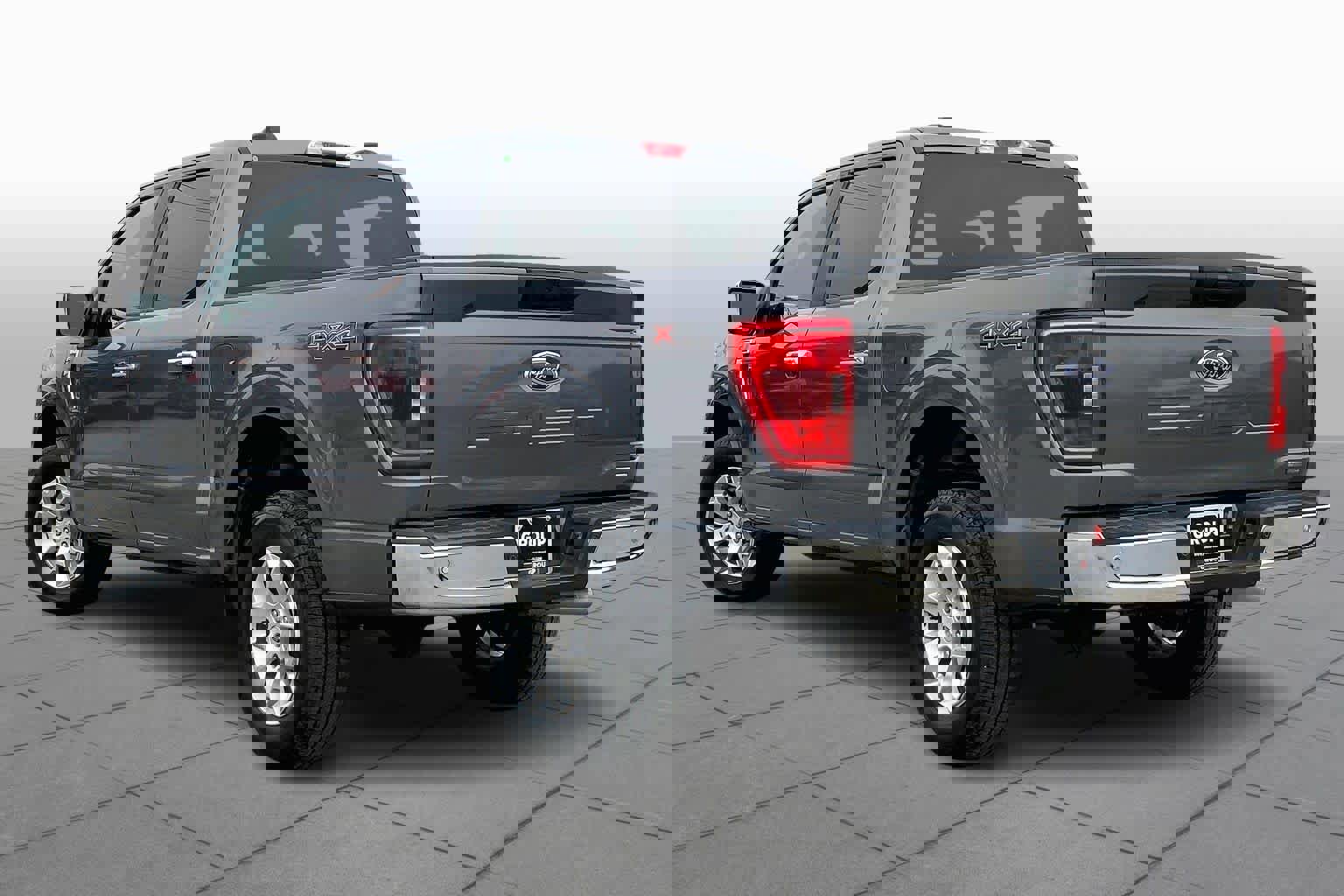 Used 2023 Ford F150 XLT AWD/4WD image 23