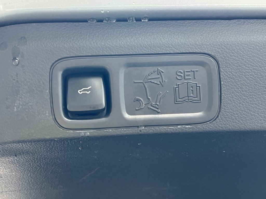 Certified 2023 Lincoln Navigator Reserve image 17