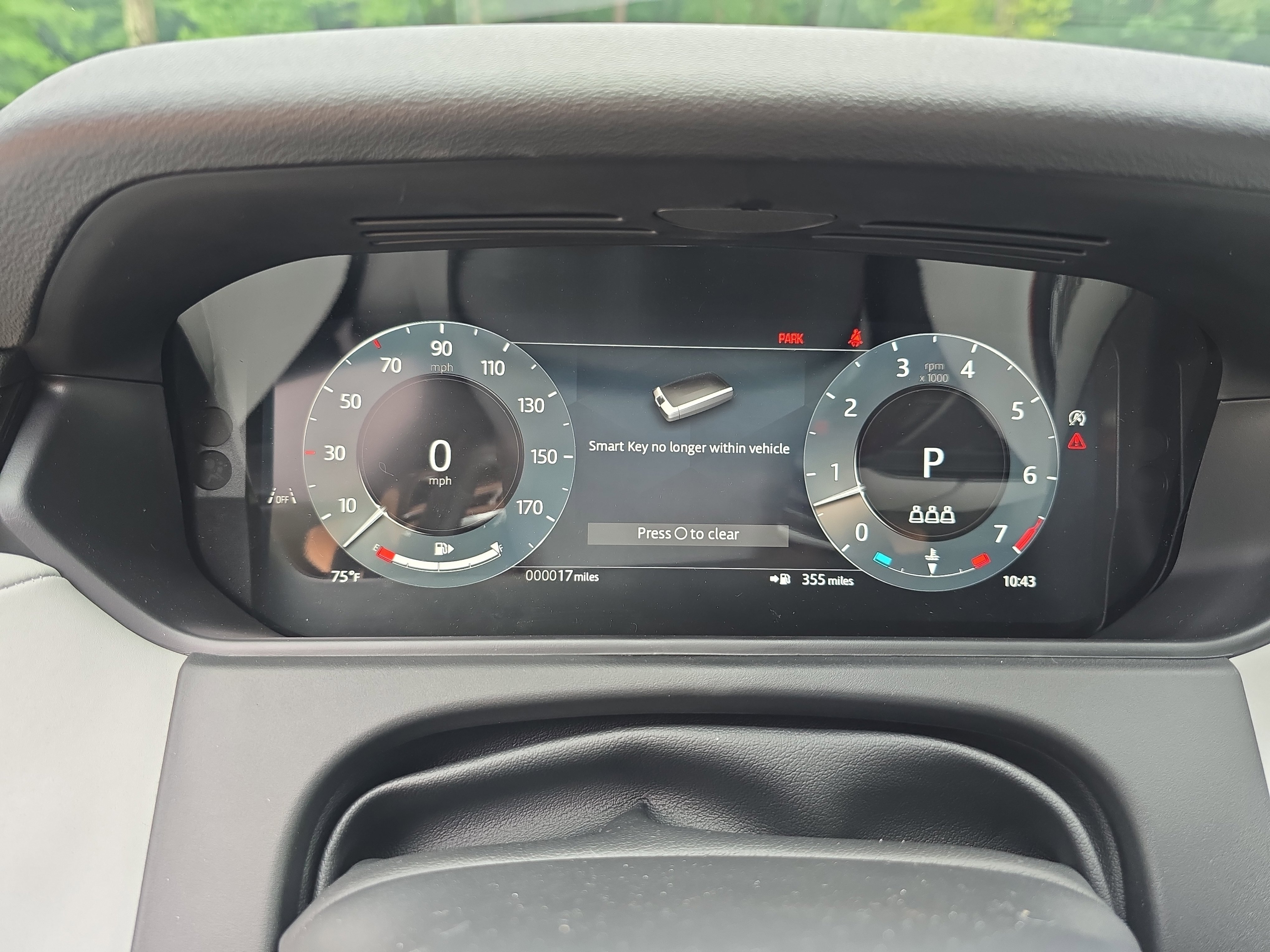 New 2026 Land Rover Range Rover Velar Dynamic SE image 19
