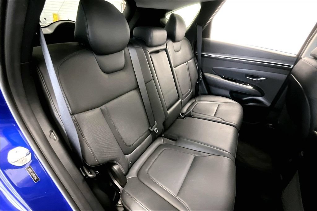 Used 2023 Hyundai Tucson Limited AWD/4WD image 28