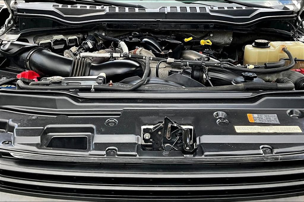 Certified 2019 Ford F450 XL w/ XL Value Package AWD/4WD image 34