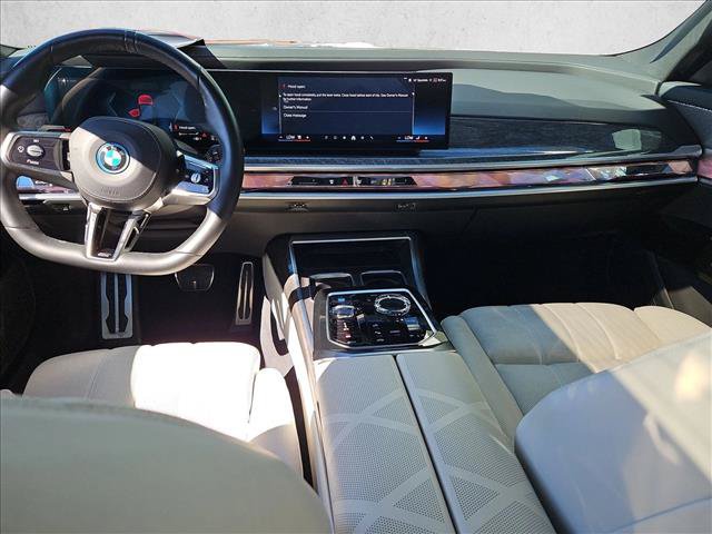 Certified 2024 BMW i7 xDrive60 AWD/4WD image 19