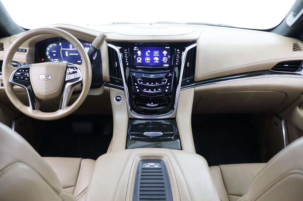 Used 2019 Cadillac Escalade ESV Platinum AWD/4WD image 27