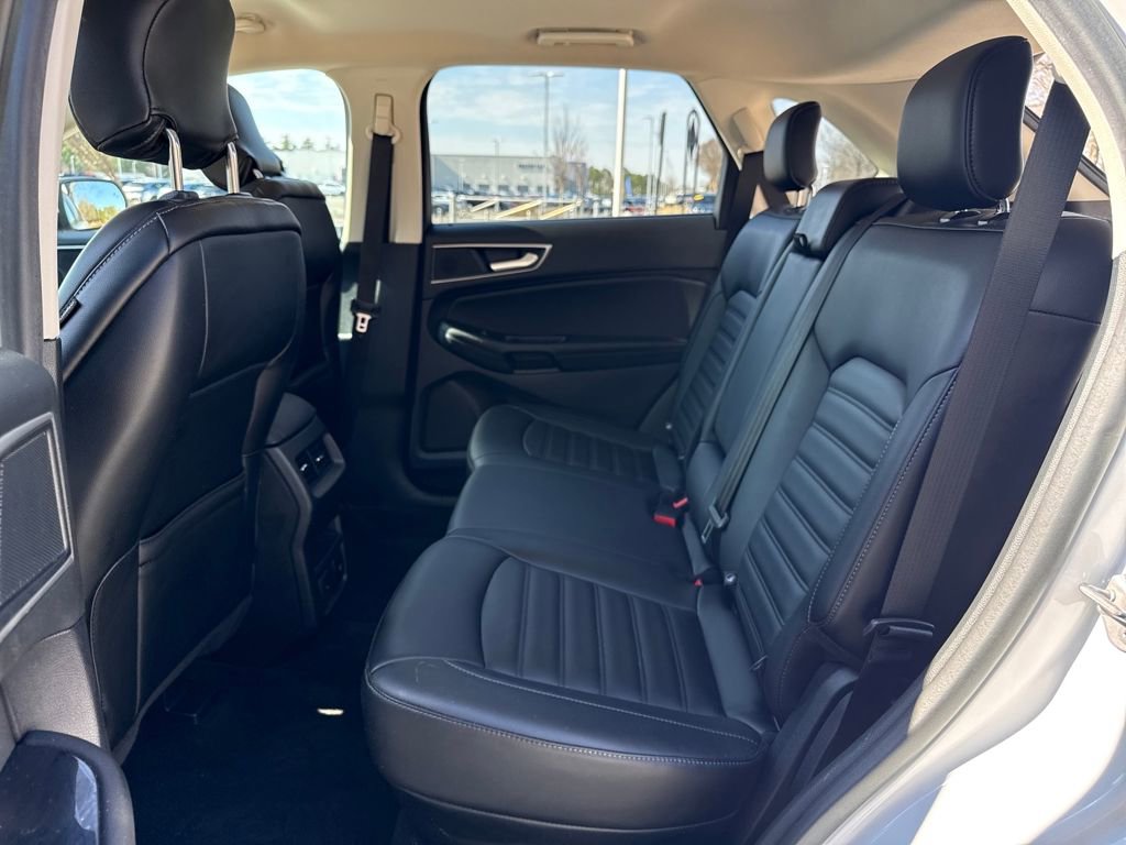 Used 2019 Ford Edge SEL w/ Equipment Group 201A image 26