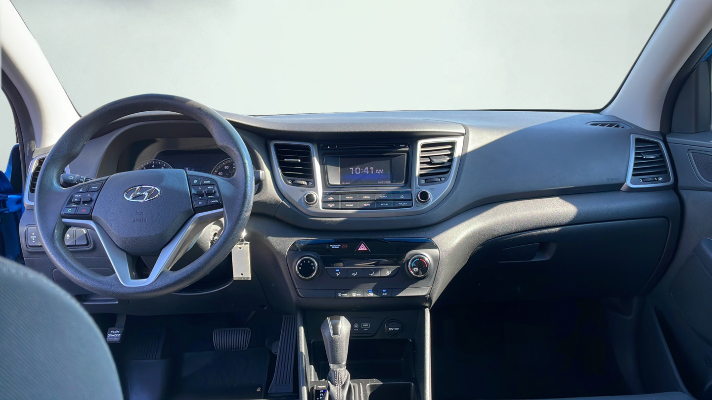 Used 2017 Hyundai Tucson SE w/ SE Popular Package 02 AWD/4WD image 11