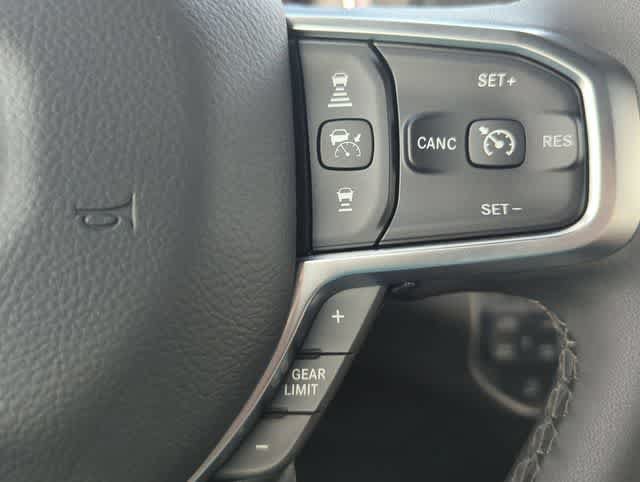 Certified 2025 RAM 1500 Big Horn AWD/4WD image 24