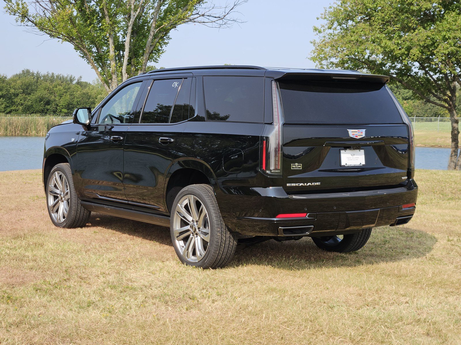 New 2026 Cadillac Escalade Sport w/ Touring Package AWD/4WD image 3