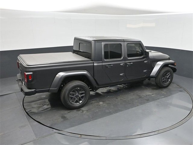 New 2025 Jeep Gladiator Sport image 27