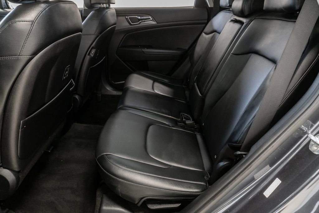 Used 2023 Kia Sportage SX image 26