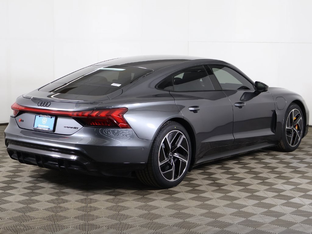 Used 2024 Audi RS e-tron GT w/ Carbon Performance Package image 13