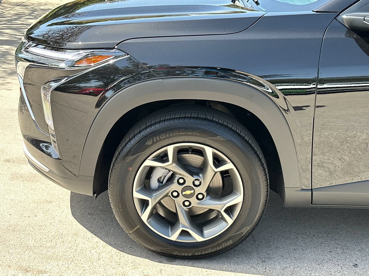 New 2026 Chevrolet Trax RS w/ Sunroof Package FWD image 19