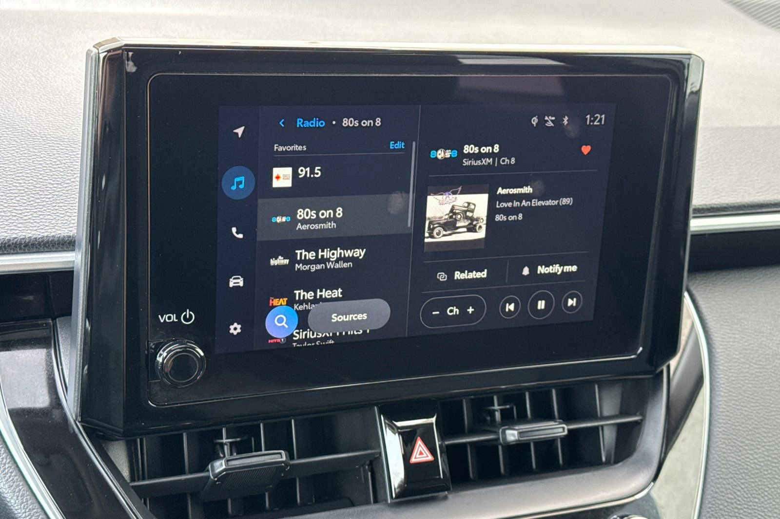 Used 2024 Toyota Corolla Cross LE image 18