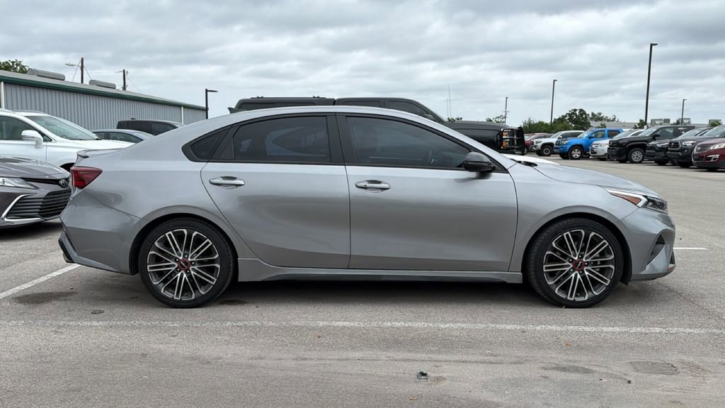 Used 2023 Kia Forte GT w/ GT2 Package FWD image 4