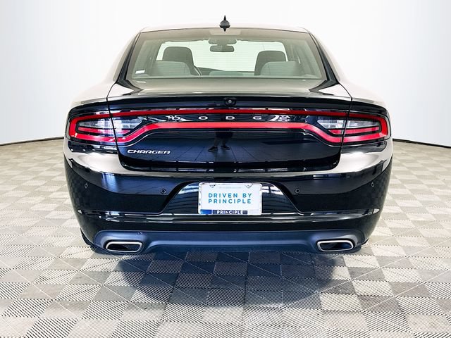 Used 2023 Dodge Charger SXT RWD image 7