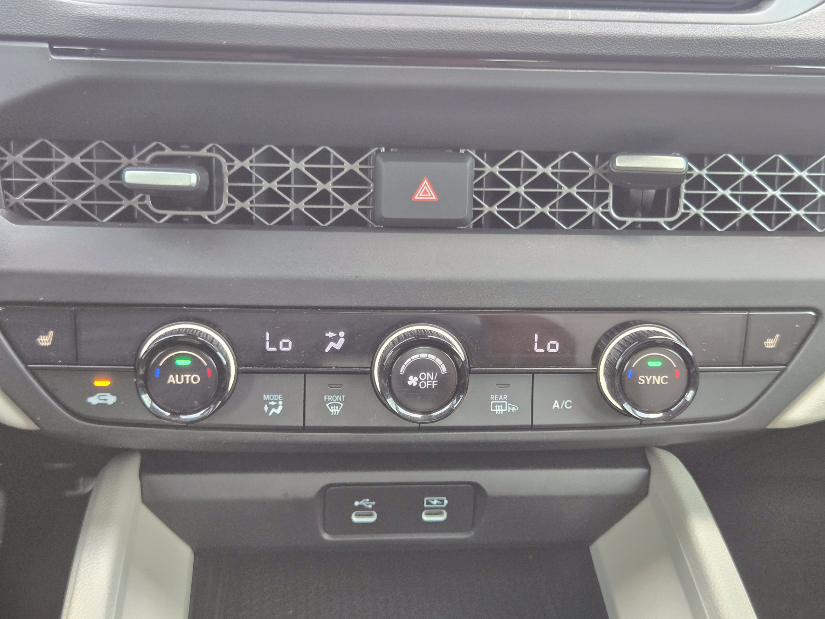 Certified 2025 Honda Accord SE image 15