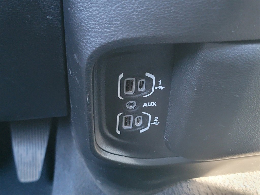 Used 2022 RAM 2500 Big Horn image 32