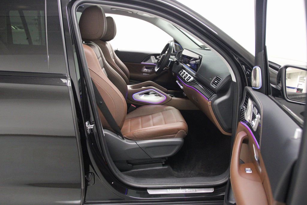Certified 2024 Mercedes-Benz GLS 580 4MATIC image 22
