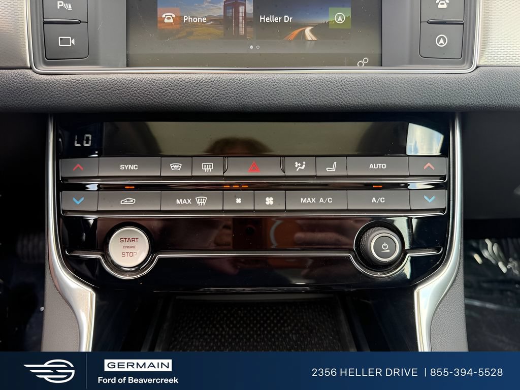 Used 2017 Jaguar XF Premium AWD/4WD image 16