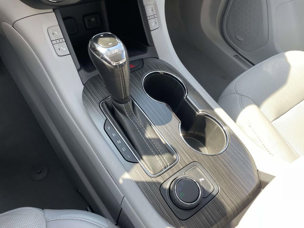 Used 2019 GMC Acadia SLT image 24