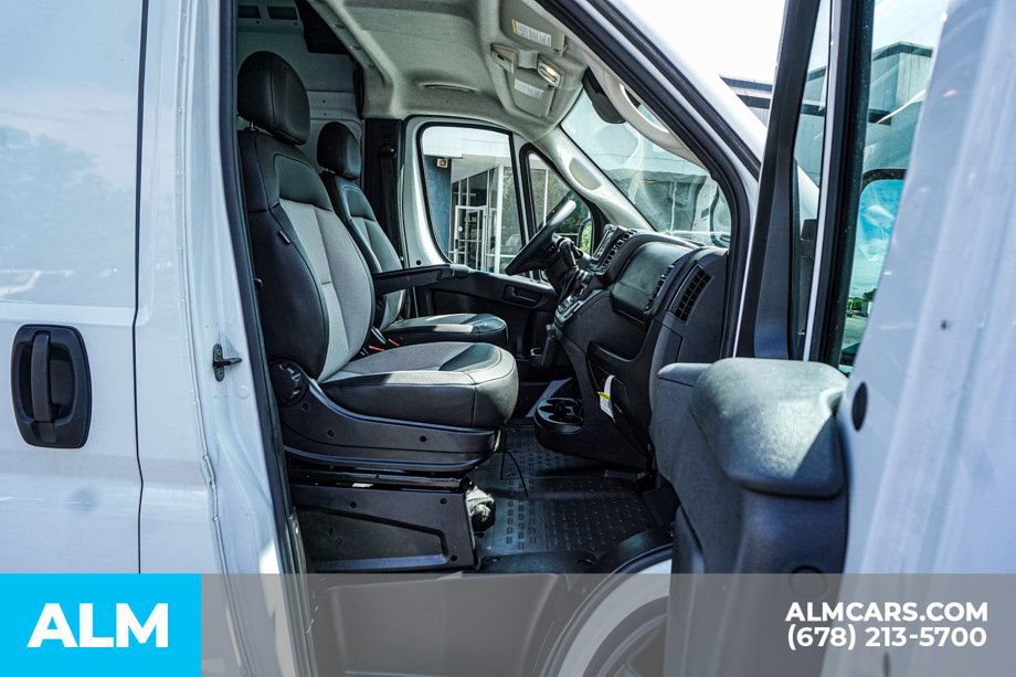 Used 2025 RAM ProMaster 2500 w/ Convenience Group FWD image 21