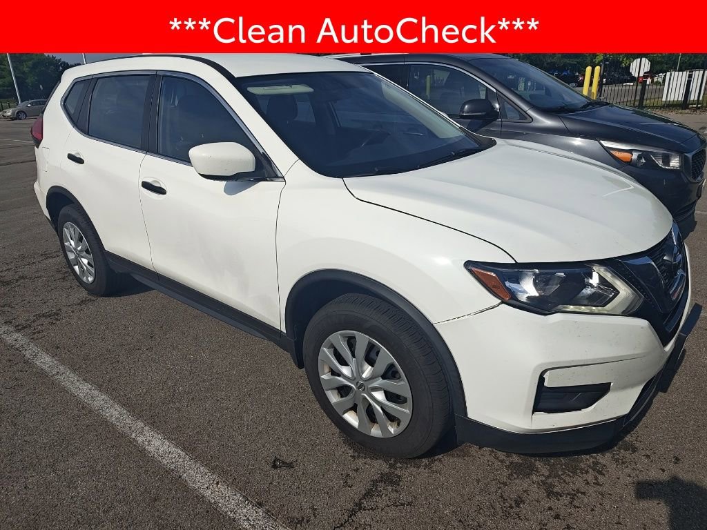 Used 2017 Nissan Rogue S AWD/4WD image 3