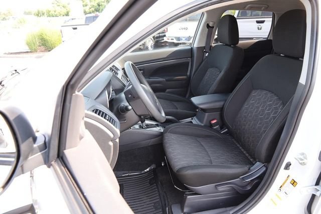 Used 2024 Mitsubishi Outlander Sport ES AWD/4WD image 8