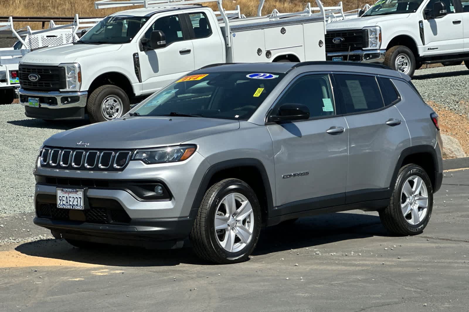 Used 2022 Jeep Compass Latitude AWD/4WD image 8