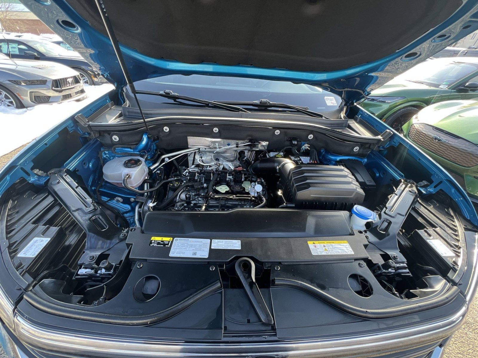 Used 2024 Volkswagen Atlas Cross Sport SE image 26