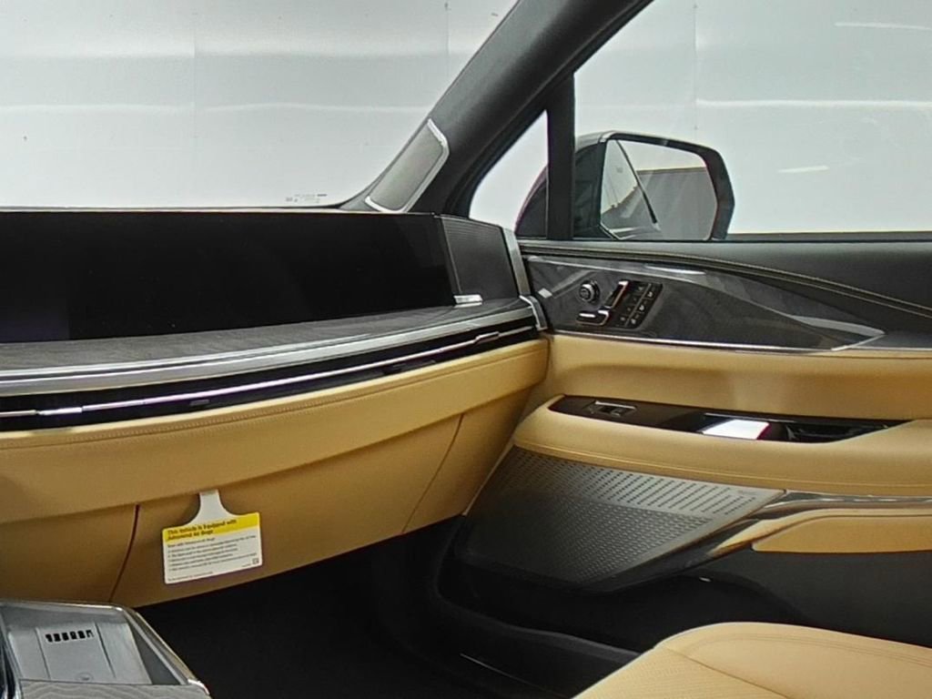 New 2025 Cadillac Escalade IQ Sport 2 w/ LPO, ONYX Package AWD/4WD image 11