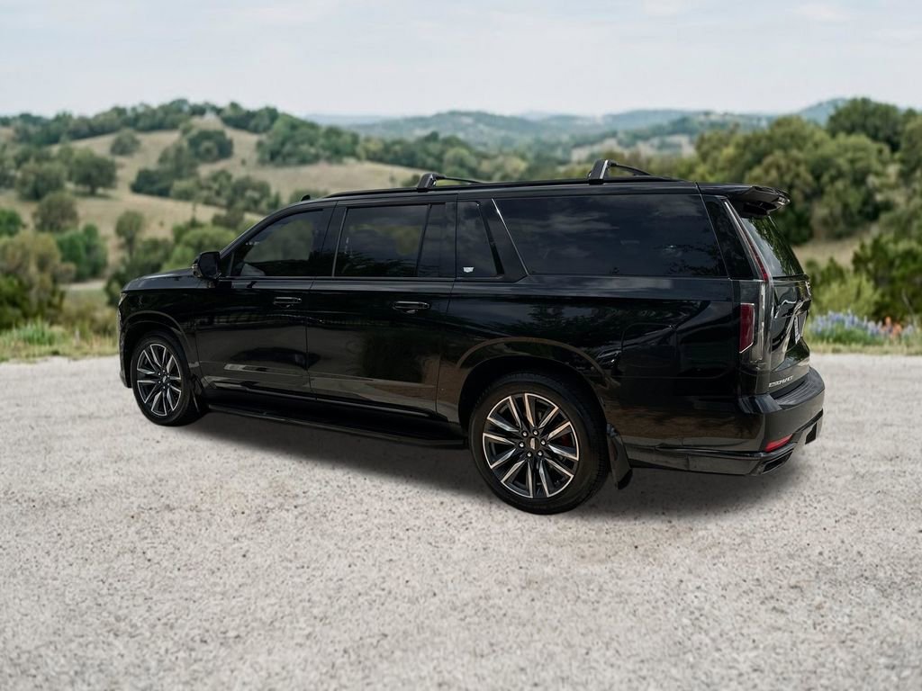 Used 2023 Cadillac Escalade ESV Sport Platinum w/ Heavy-Duty Trailer Package AWD/4WD image 6