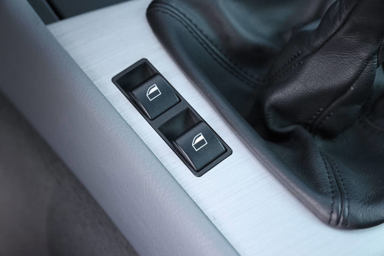 Used 2004 BMW M3 Coupe image 61