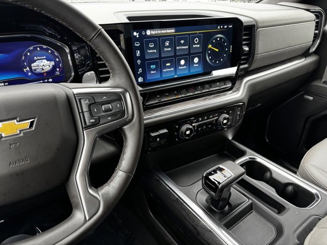 Certified 2025 Chevrolet Silverado 1500 LTZ image 18
