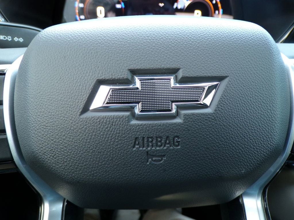 Used 2024 Chevrolet Colorado ZR2 w/ Technology Package AWD/4WD image 22