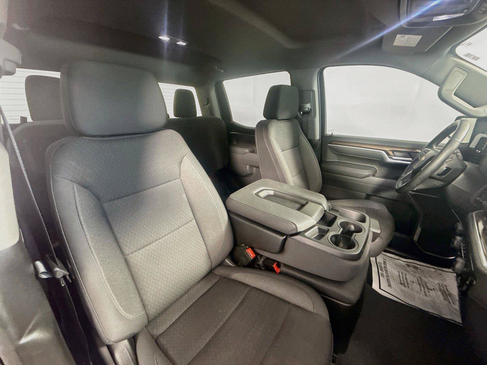Used 2025 Chevrolet Silverado 1500 LT RWD image 15