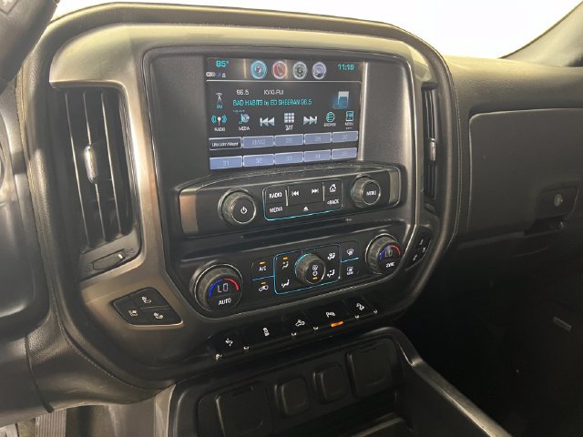 Used 2018 Chevrolet Silverado 1500 LTZ Z71 w/ LTZ Plus Package AWD/4WD image 17