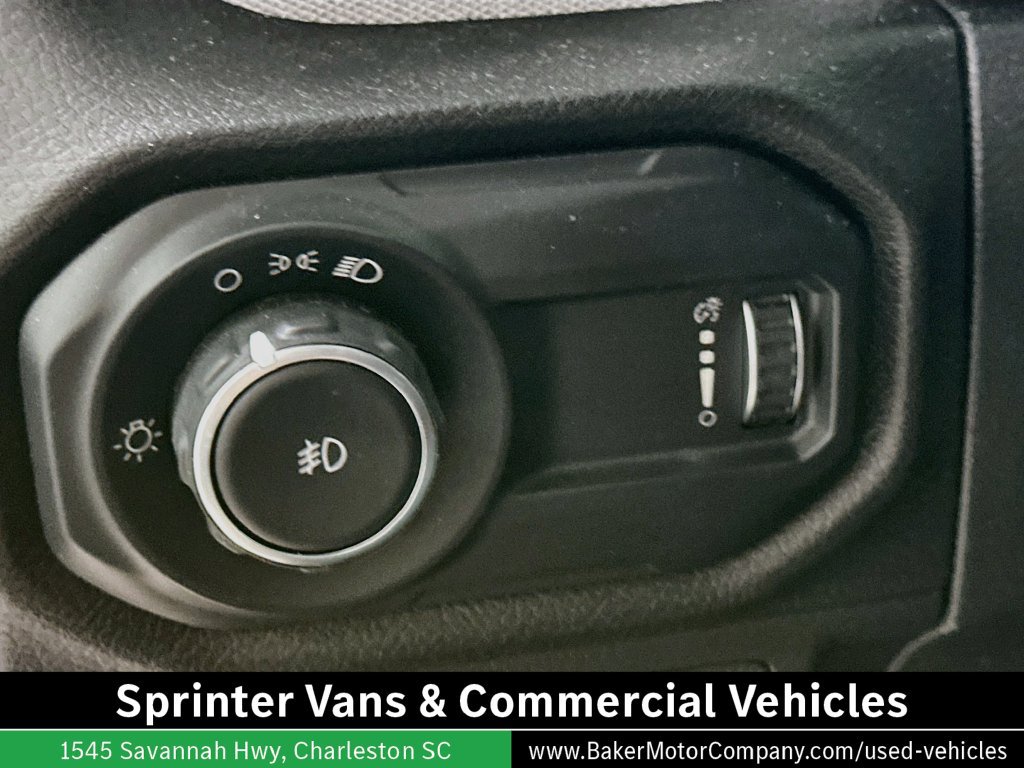 Used 2025 Jeep Wrangler Sport AWD/4WD image 11