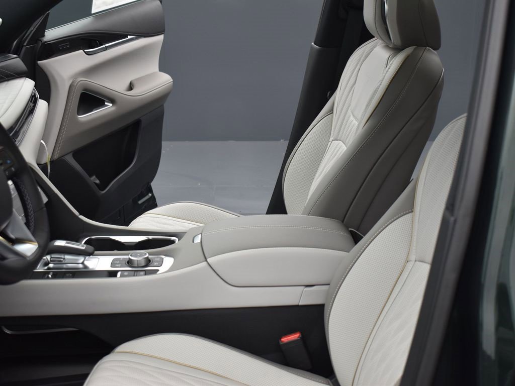 New 2026 INFINITI QX60 Autograph w/ Dark Cargo Package image 18
