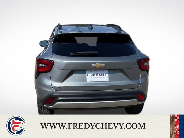 Used 2025 Chevrolet Trax LT FWD image 5