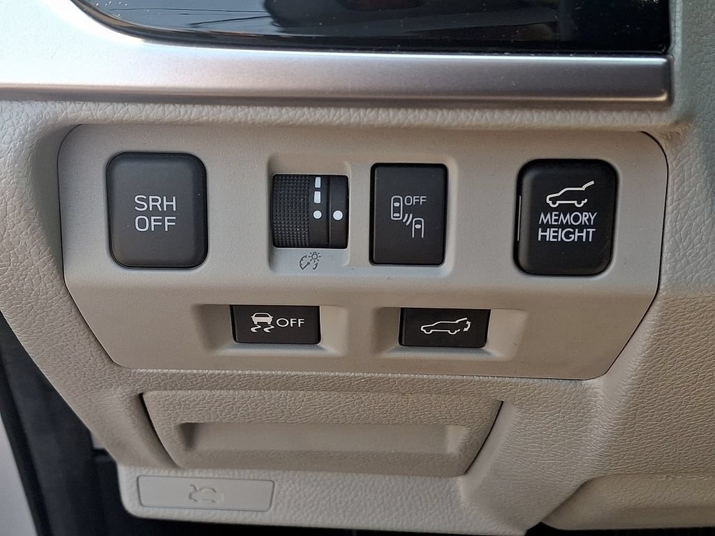 Used 2017 Subaru Forester 2.5i Limited AWD/4WD image 24