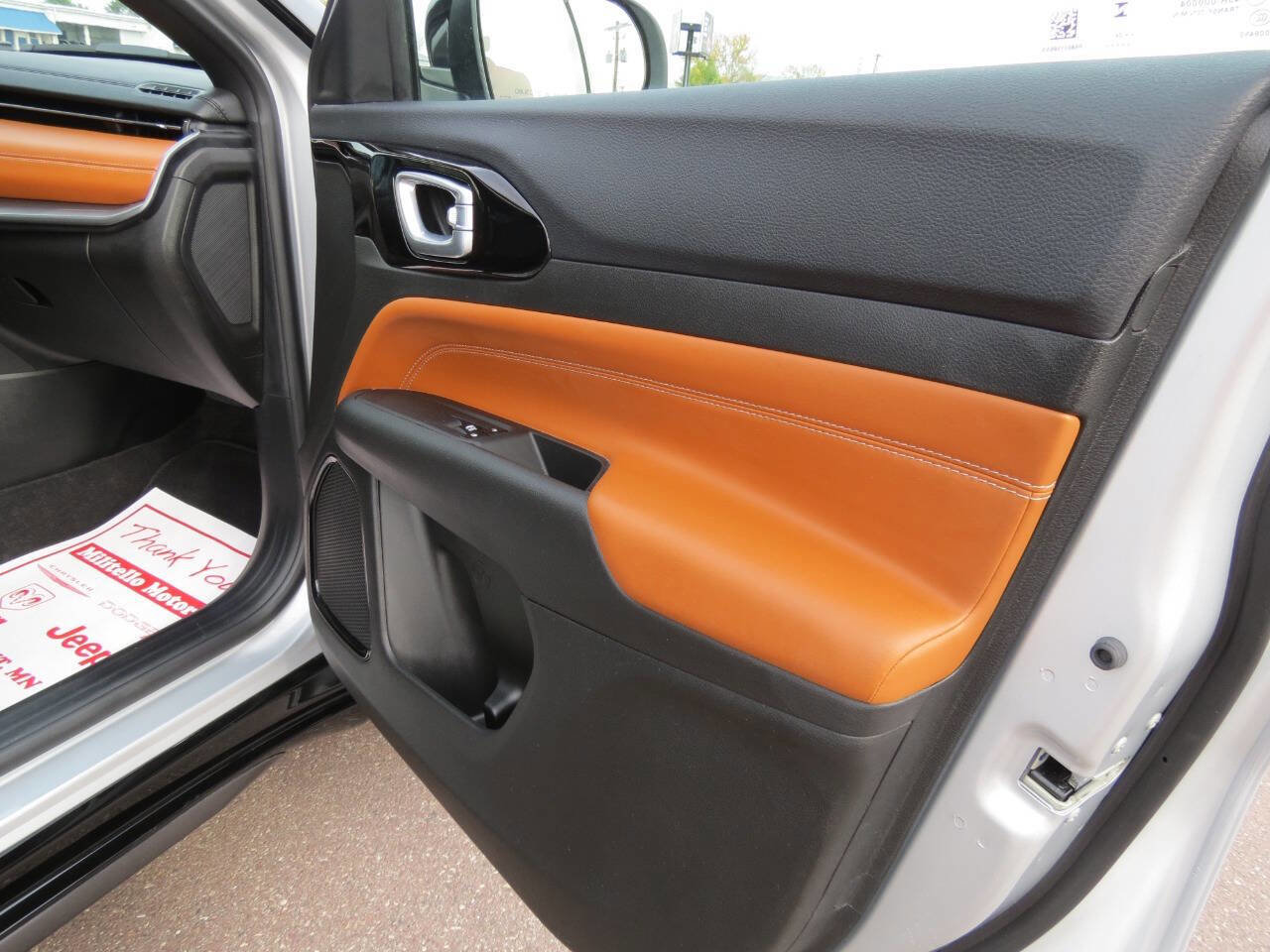 Used 2024 Jeep Compass Limited w/ Elite Group image 19