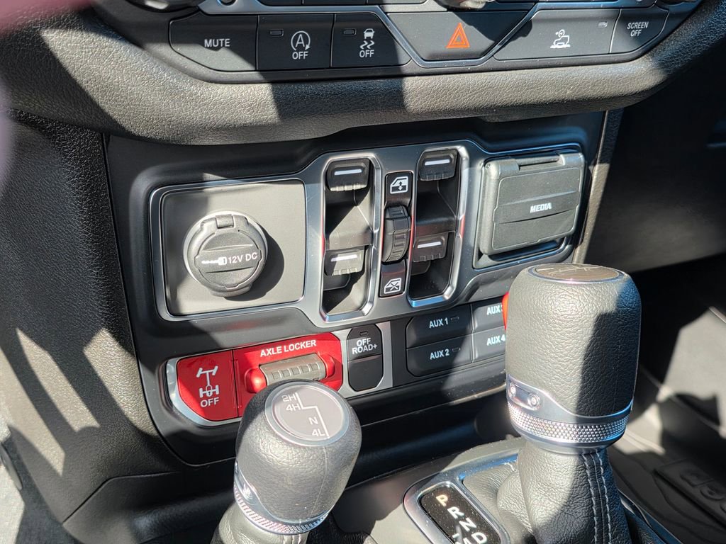 New 2026 Jeep Gladiator Sport AWD/4WD image 26