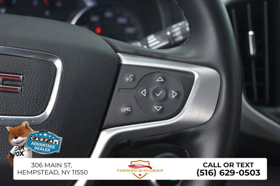 Used 2023 GMC Terrain SLT image 16
