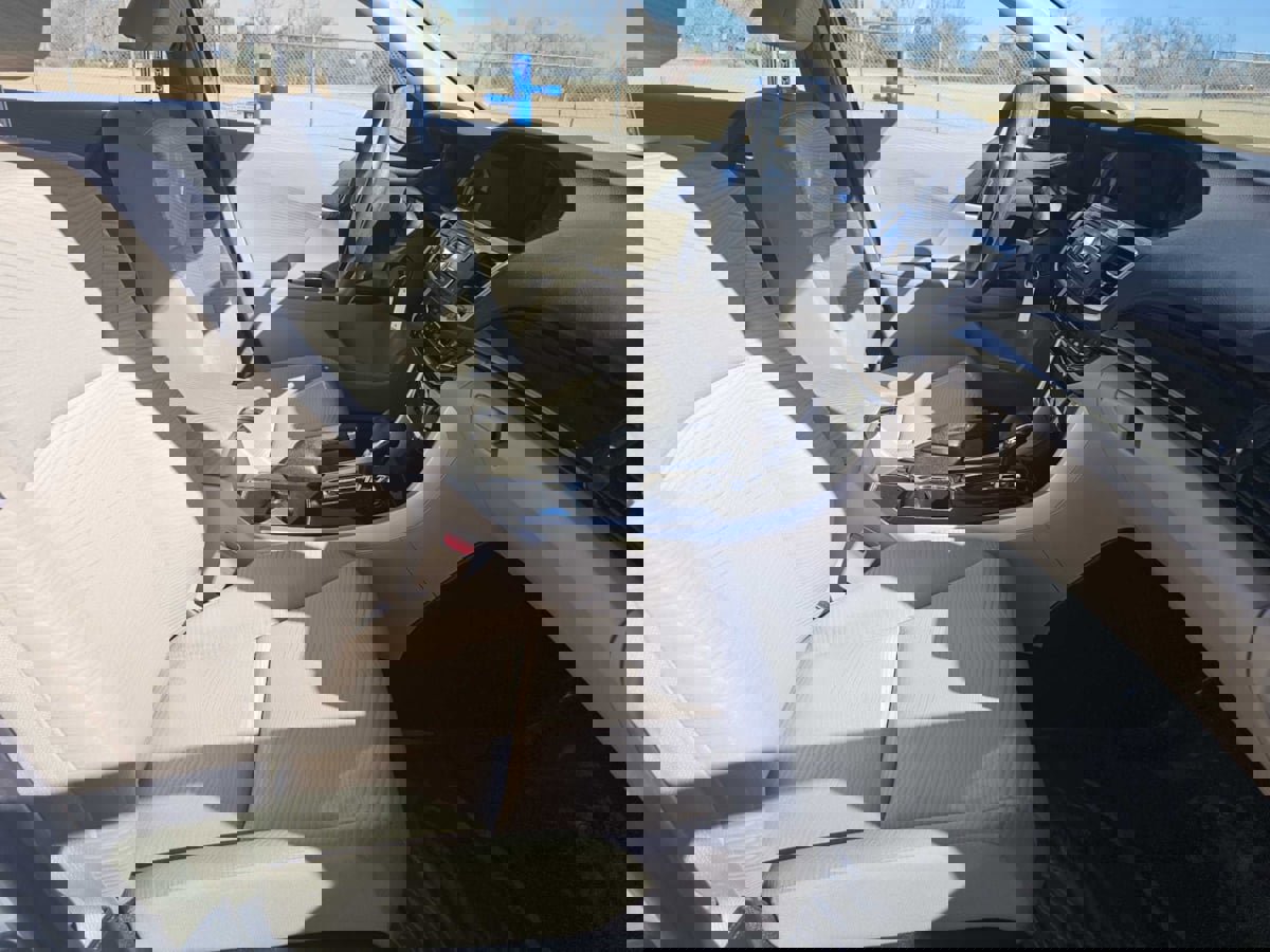 Used 2017 Honda Accord LX image 34