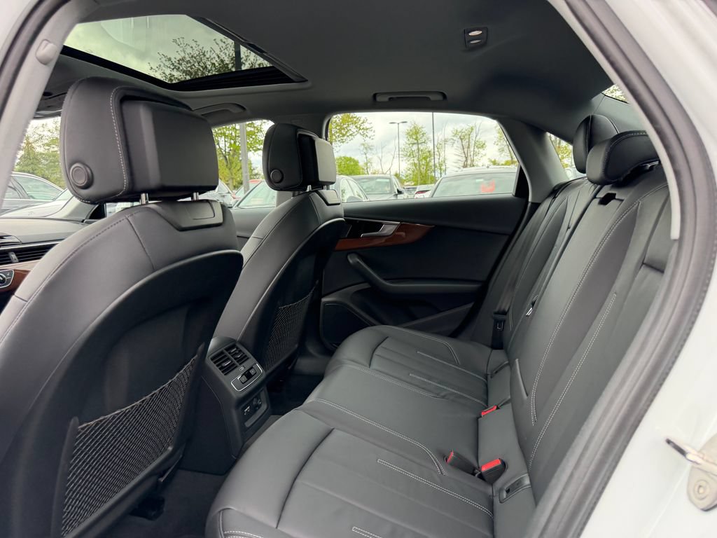 Used 2025 Audi A4 2.0T Premium AWD/4WD image 25