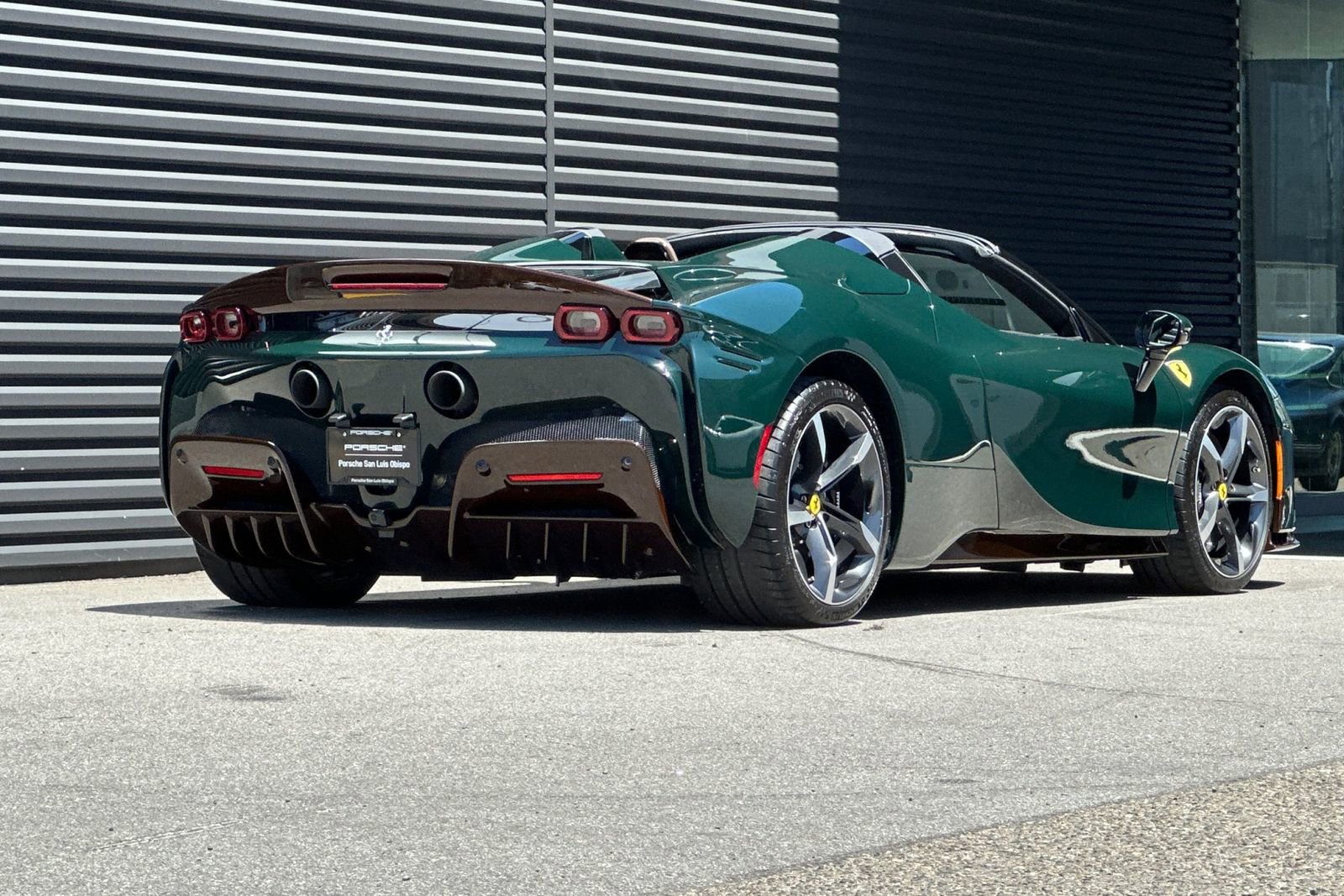 Used 2023 Ferrari SF90 Spider AWD/4WD image 8