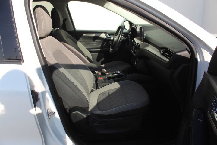 Used 2021 Ford Escape SE w/ SE Sport Appearance Package image 36