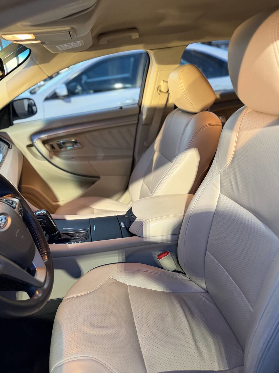 Used 2016 Ford Taurus SEL w/ Equipment Group 201A image 11