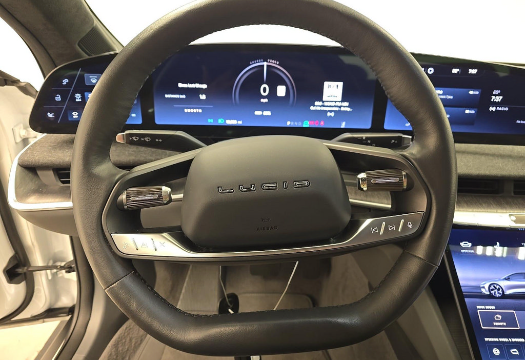 Used 2024 Lucid Air Touring AWD/4WD image 9