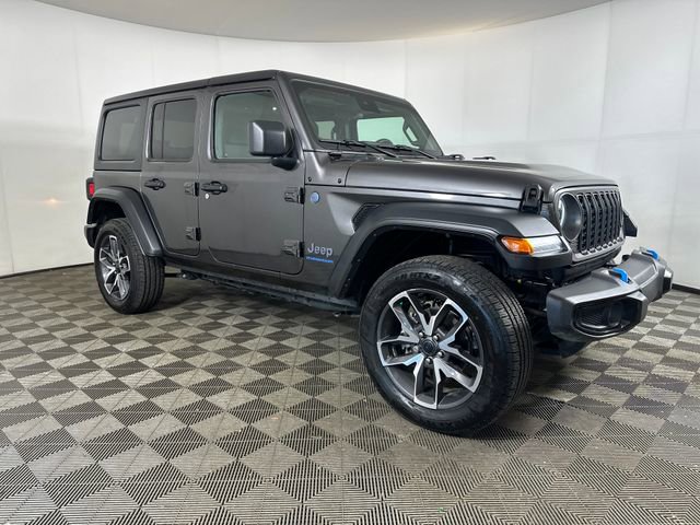 Used 2024 Jeep Wrangler Unlimited w/ Convenience Group image 2