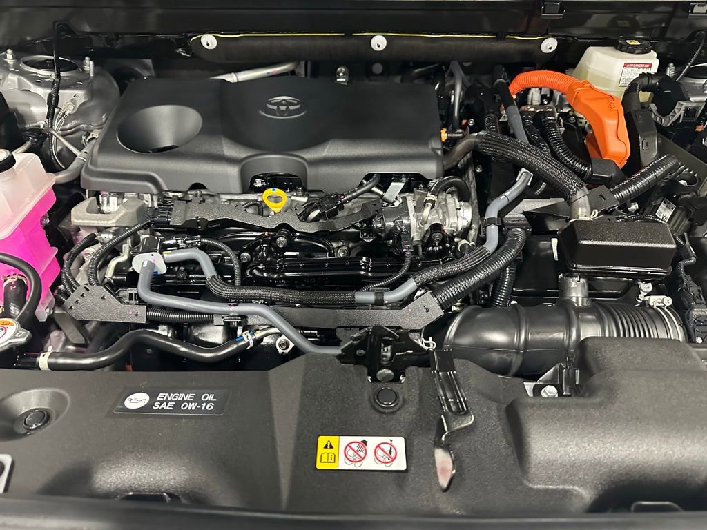 Used 2025 Toyota RAV4 LE image 66